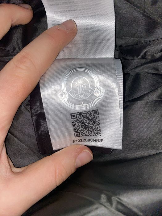 Valentino x Moncler puffer black