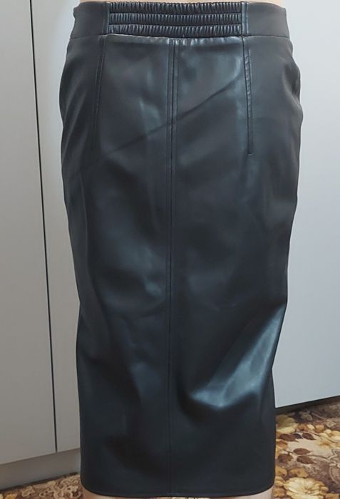 Спідниця олівець, карандаш, штучна шкіра S