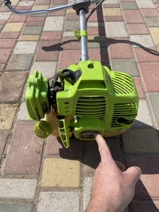 Бензокоса Grunhelm