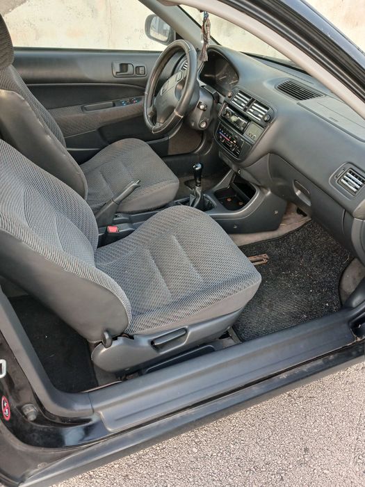 Honda civic . Barato.
