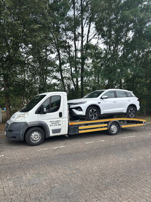Autolaweta, usługi lawetą,transport,przewóz pojazdów i innych