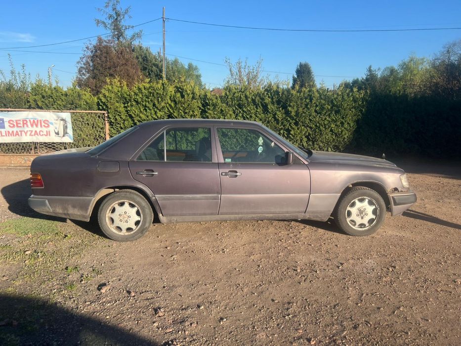 Mercedes w124 2.0 D 75km