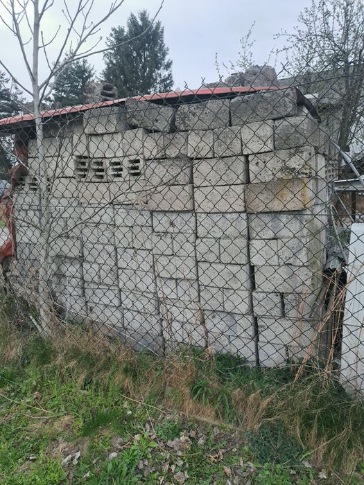 Pustaki betonowo-żuzlowe