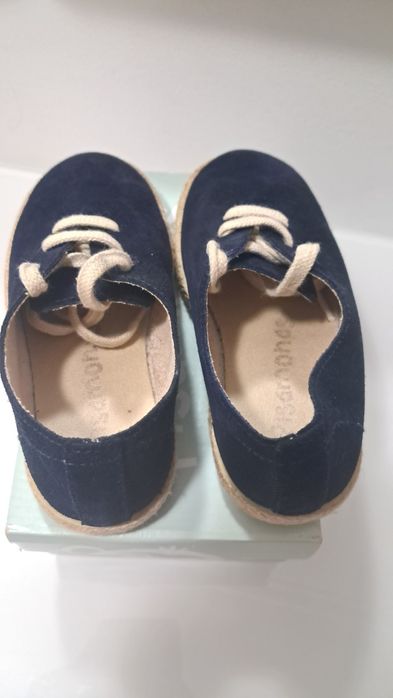 Sapato camurça pisamonas número 25