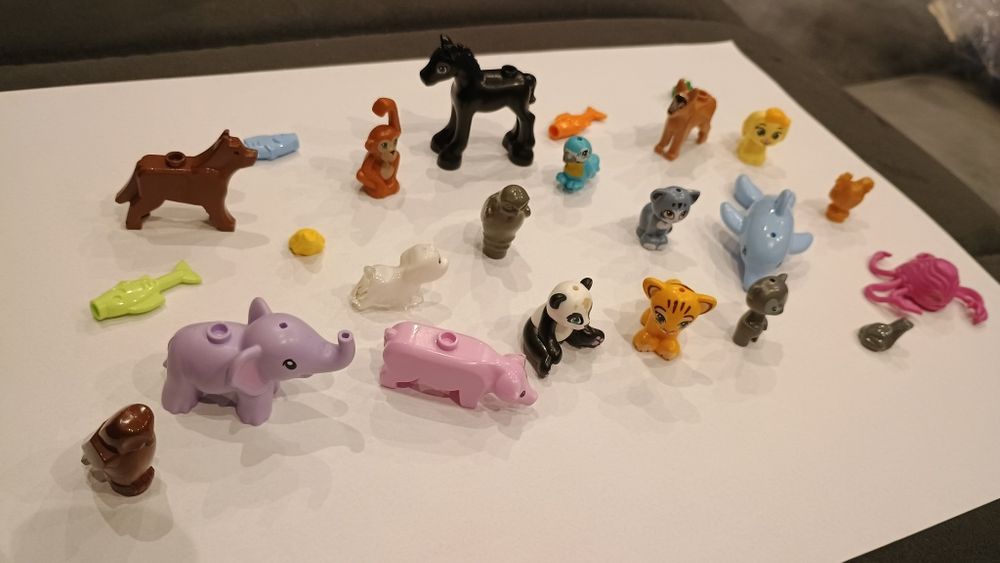 Mix oryginalnych zwierzątek lego tygrys, panda, świnka, słoń i inne