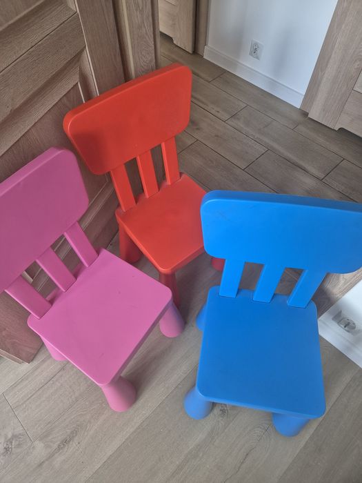 Krzesełka Mammut Ikea 3 szt różowe niebieskie czerwone