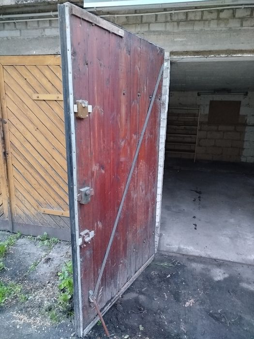 Garaż do wynajęcia w Sieradzu i tańszy obok Zduńskiej Woli