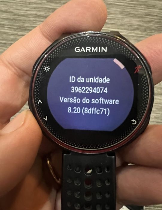 Relógio Garmin e acessório