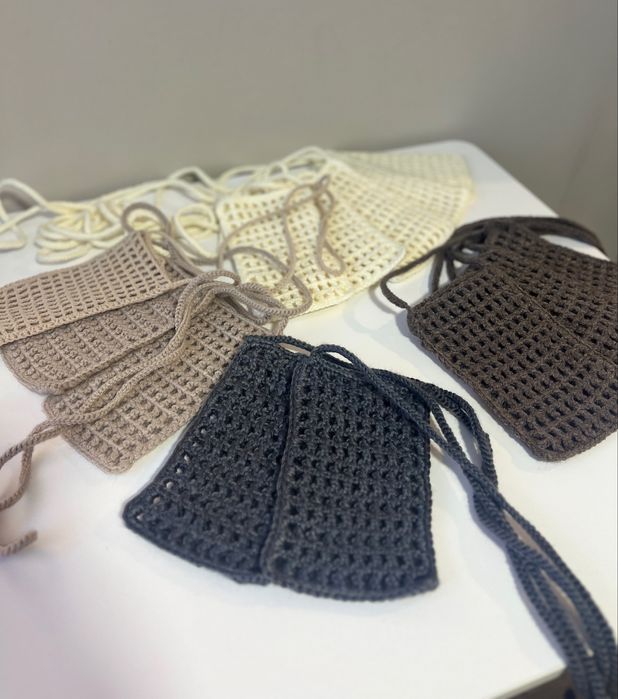 Трендовий вʼязаний чохол на телефон