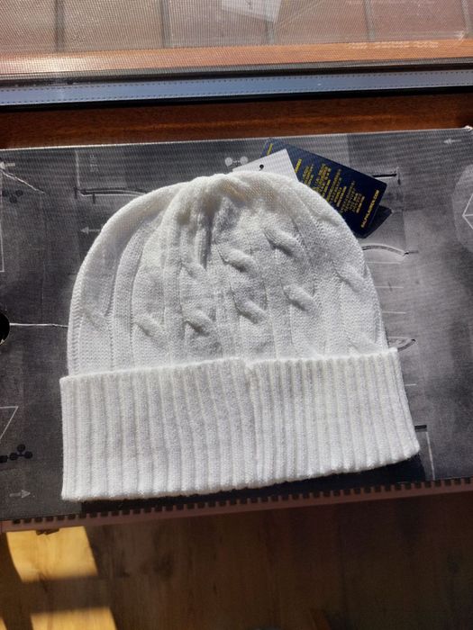 Biala czapka zimowa Polo Ralph