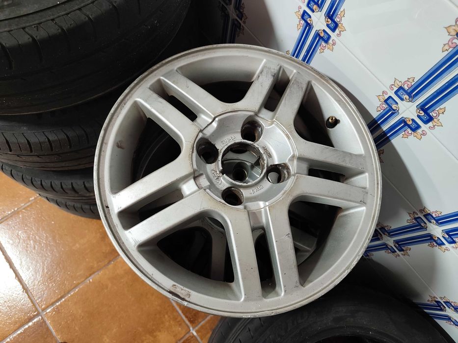 Jantes Ford 15 s/ pneus