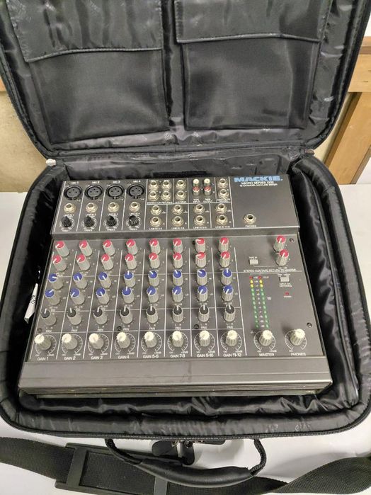Mackie Micro Series 1202 mixer