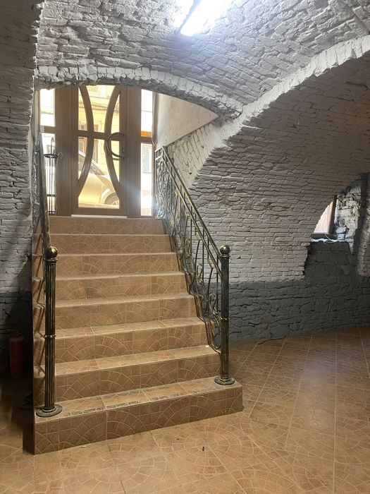 Оренда комерційного приміщення у центрі міста