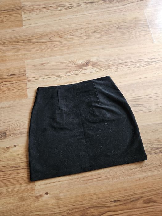 Czarna zamszowa spódniczka Forever 21
