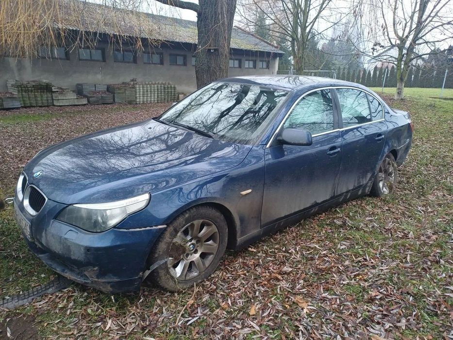 BMW Seria 5 BMW serii 5 E60 525d manual uszkodzony
