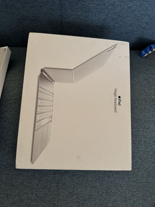 Apple Magic keybord ipad pro 13 m4