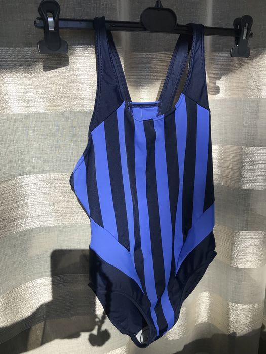 Купальник для бассейна розмер S новый