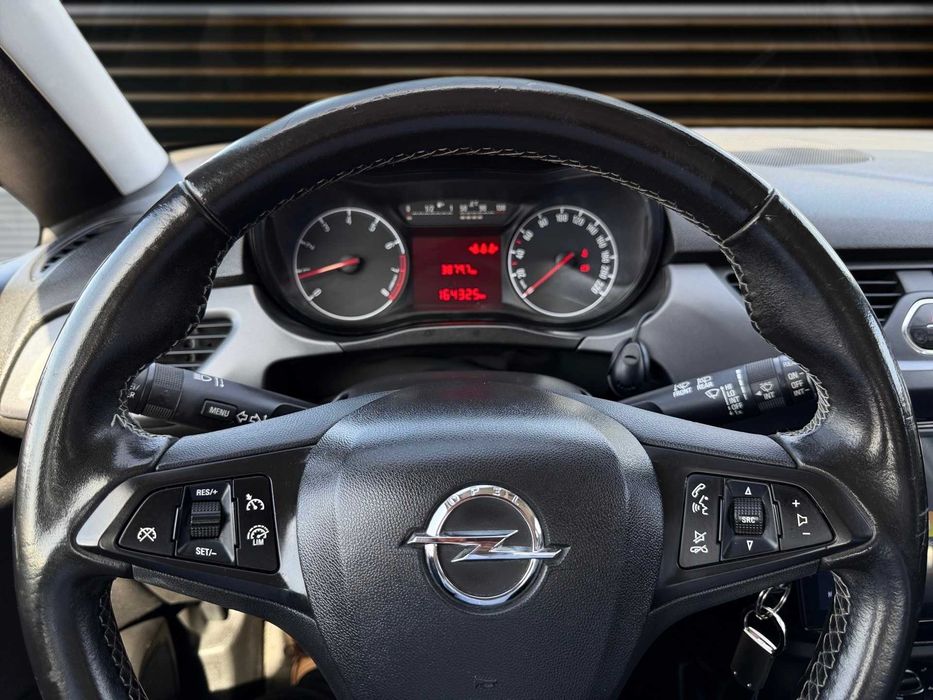 Opel Corsa 1.2 GPS+Cruise+CarPlay c/Garantia - 132€ p/mês