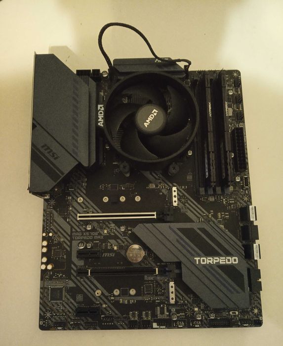 Материнська плата X570S MSI Torpedo Max