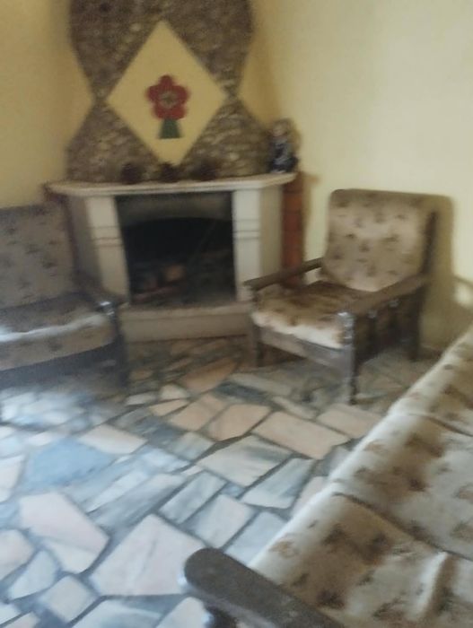 Casa com quintal.
