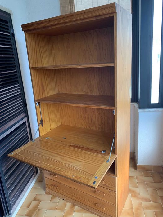 ARMÁRIO ESCRIVANINHA DE PINHO COM 3 GAVETÕES