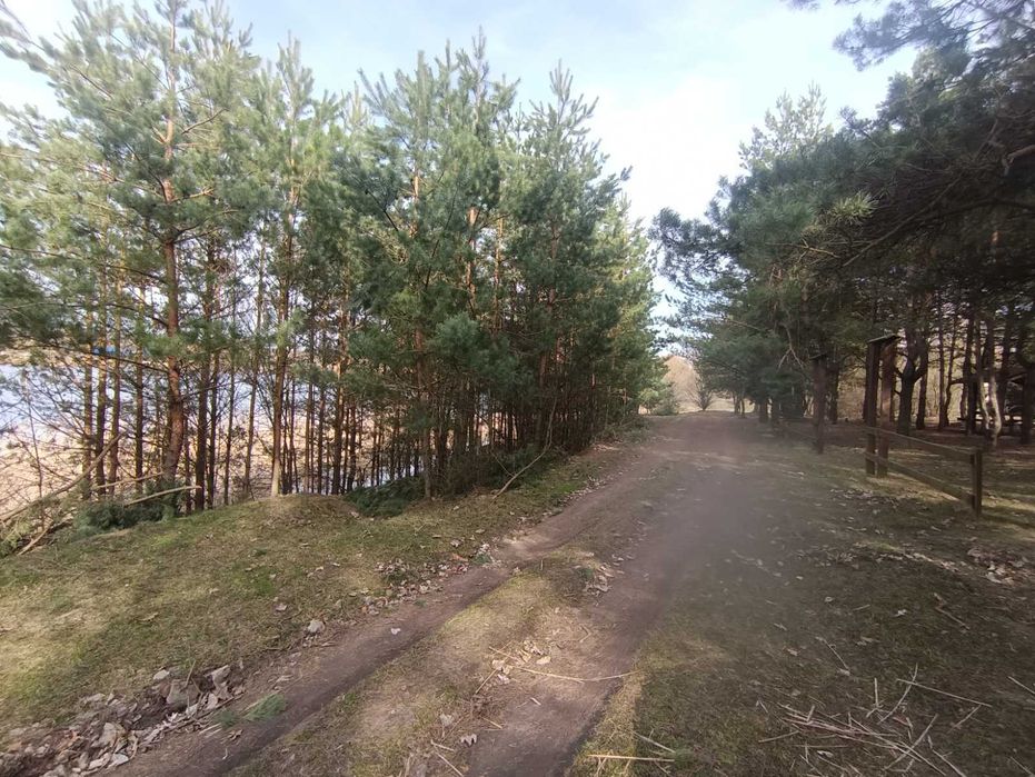 с Водички ділянка 30 сотих  біля річки поруч ліс