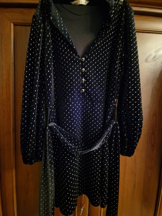 Платье чёрное Zara