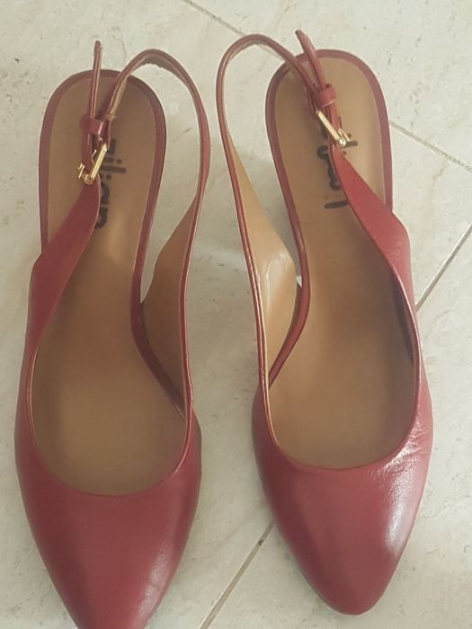 Sapatos bordeaux Zilian