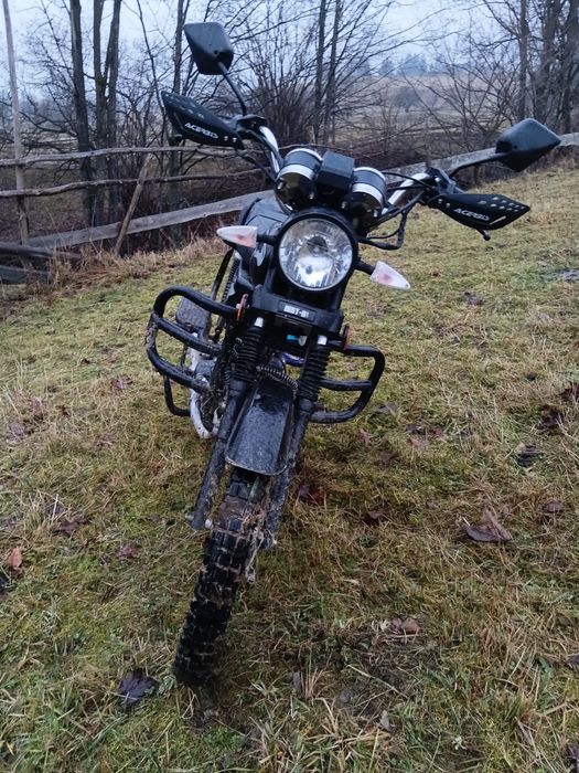 Продам мустанг 125