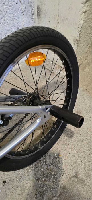 BMX na sprzedaż. Koła 20, pegi w zestawie.