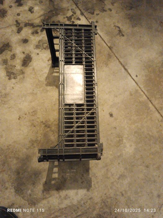 Vendo caixas da fruta são tara recuperável