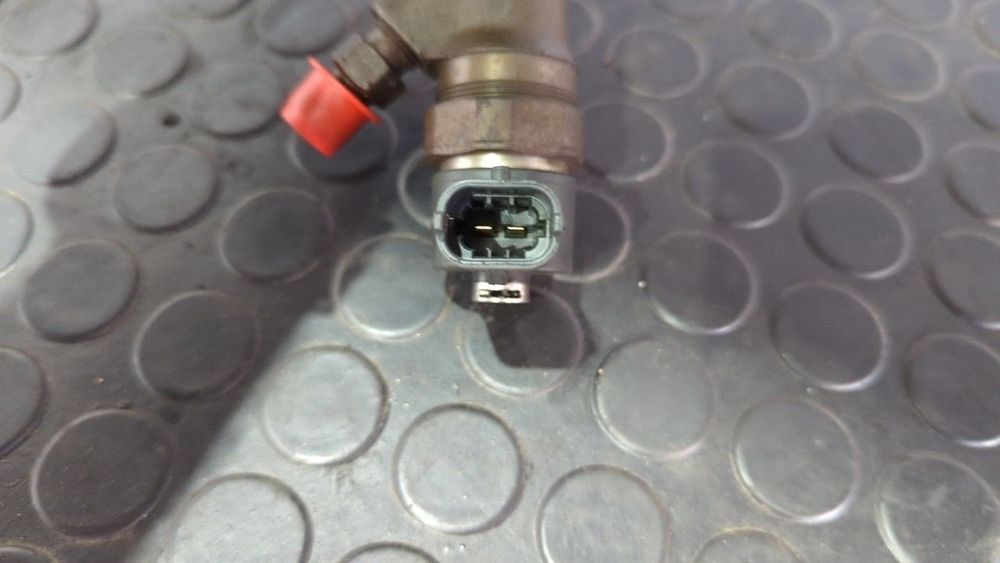 INJETOR CHRYSLER VOYAGER IV 2006 -0445110059