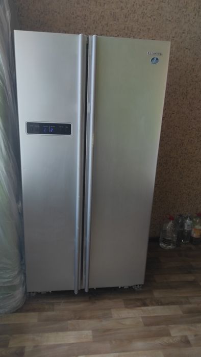 Холодильник Samsung RS20CRPS двох дверний
