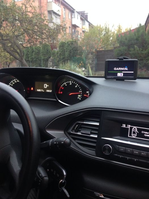 Peugeot 308 sw .