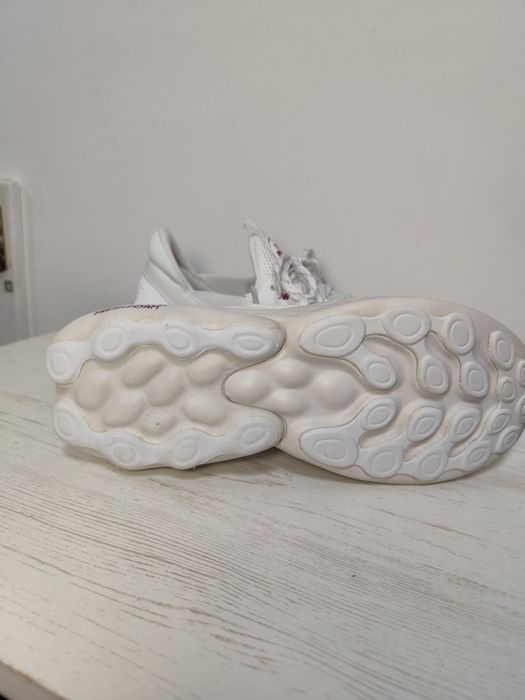 Жіночі кросівки New Balance Fresh Foam Roav Elite