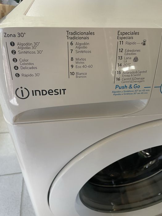 Máquina de lavar roupa 8kg 1400rpm