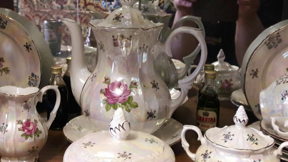 Сервиз "РОЗА"22 предмета.;)