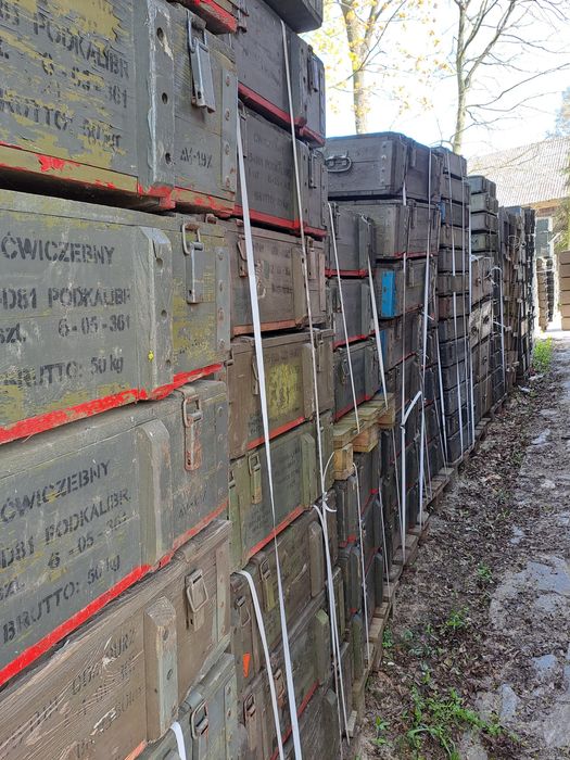 Skrzynia wojskowa drewniana