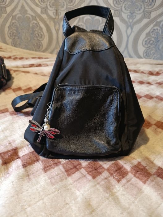 Женские сумки и рюкзаки!