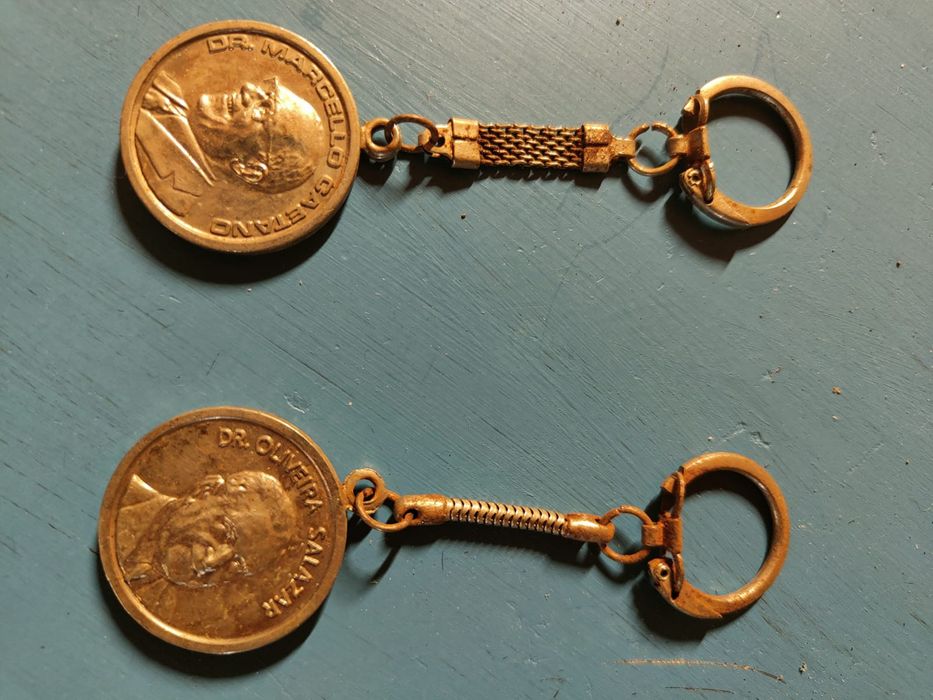 2 Porta-chaves Dr. Marcelo e Dr. Salazar