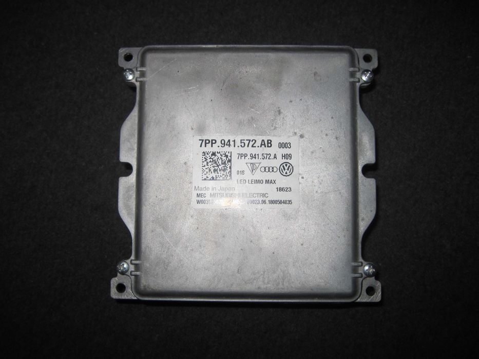 Оригинальный  светодиодный модуль управления светом фар VW Passat B8