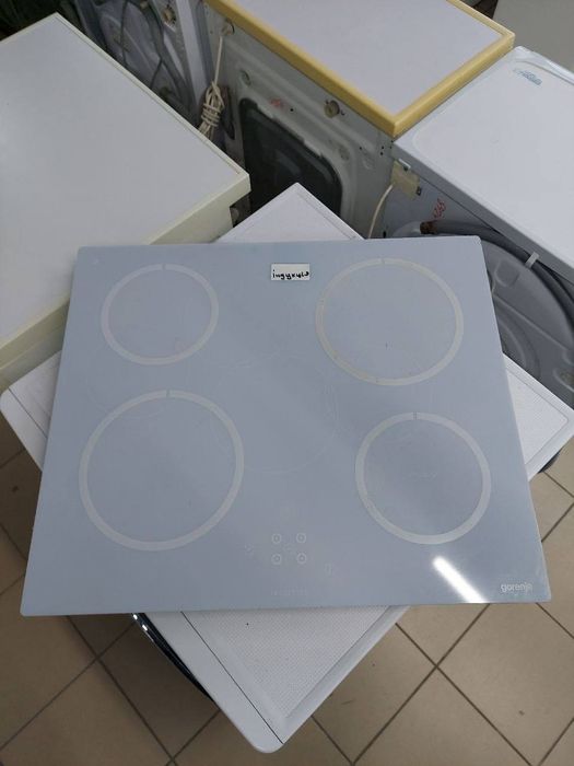 Варочна поверхня Candy cpr70w