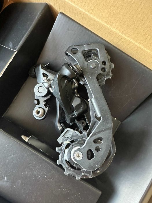 Задній перемикач Shimano GRX810, Shadow RD+