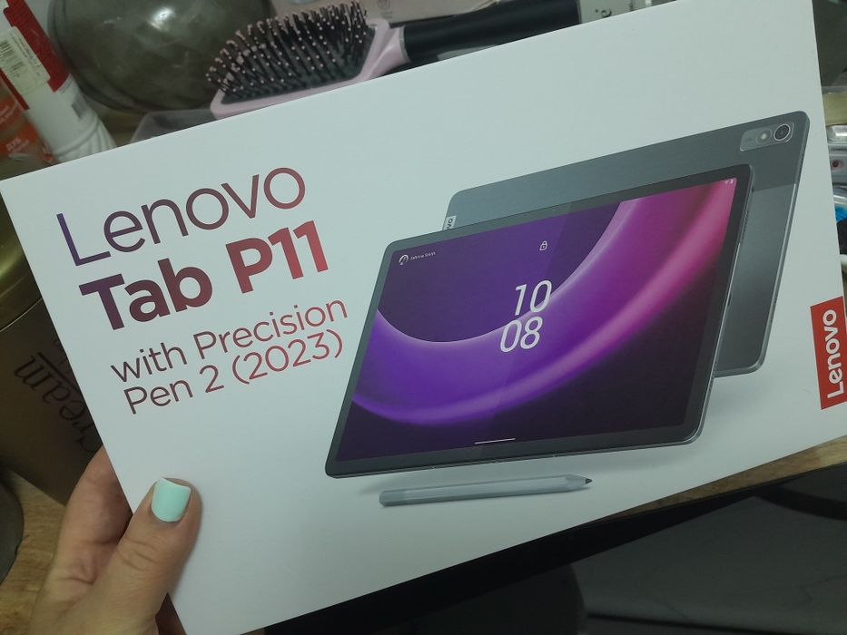 Продам планшет Lenovo Tab P11,как новый со стилусом  в металлическом корпусе!