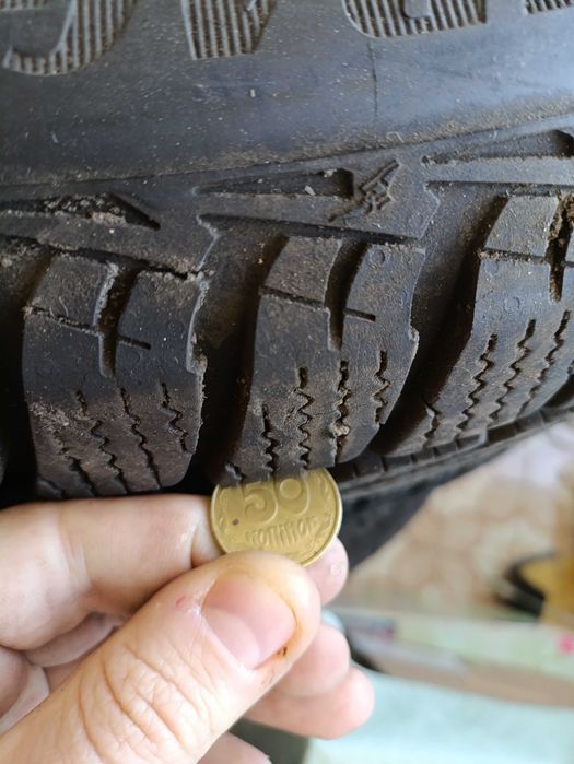 Зимові шини Goodyear UltraGrip Ice+ 185/60 R15 (Пара)
