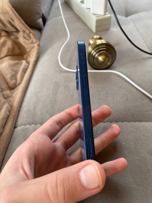 ТЕРМІНОВО Iphone 12 128гб 80%акб