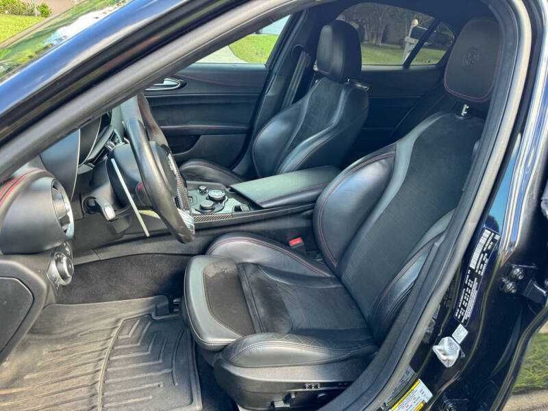 2018 Alfa Romeo Giulia Quadrifoglio