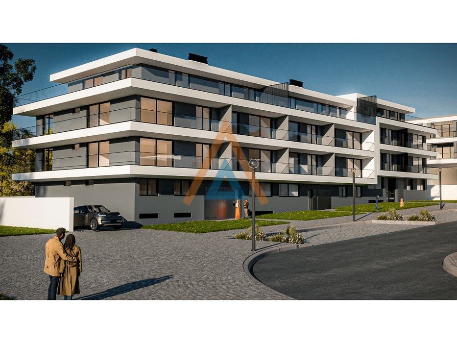 Apartamento T3 à venda em Nogueira da Regedoura - S. M. Feira