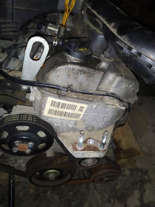 Motor Opel Agila/Suzuki splash 1.0