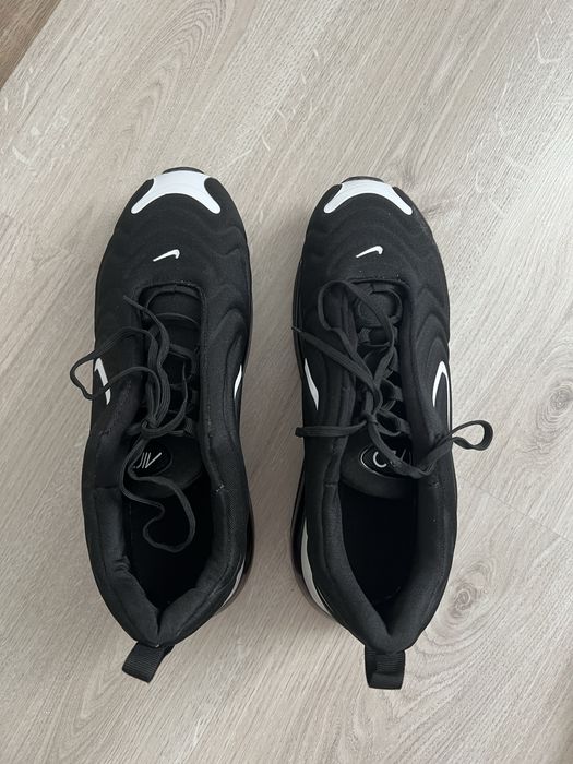 Кросівки чоловічі Nike Air Max 720 "Black White" 44 розмір